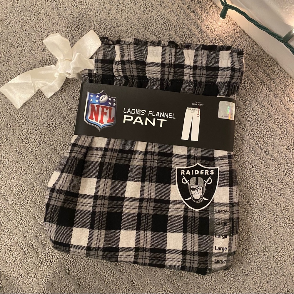 Raiders Flannel Pants for Women